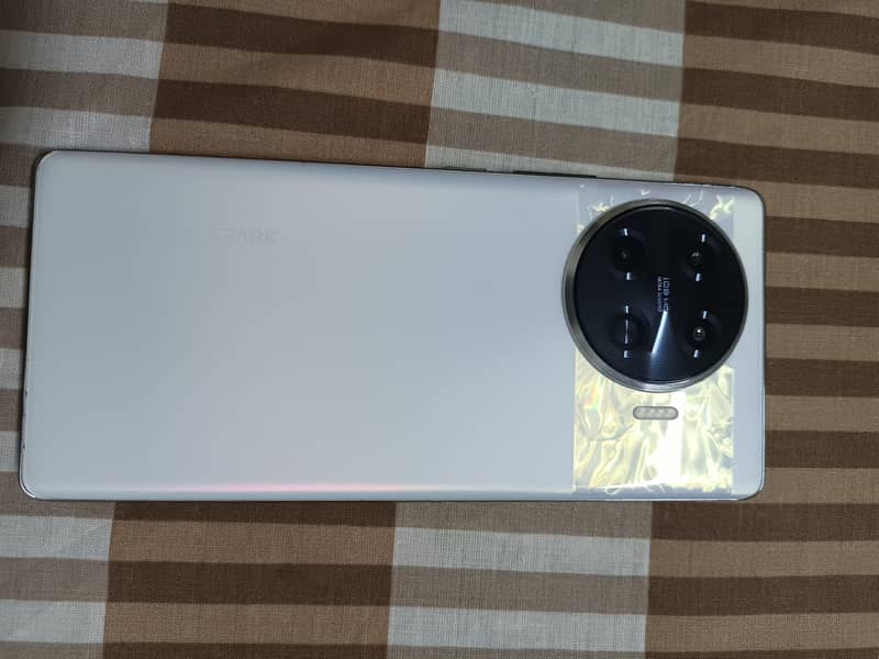 Tecno spark 20 pro plus full warranty 1