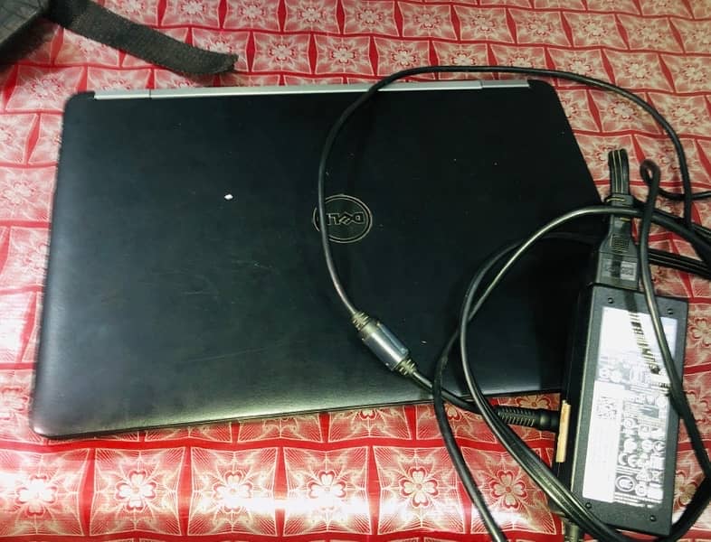 Dell Latitude E7270 (8 128) 8