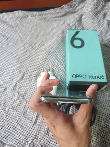 oppo Reno 6 (8/128) 8