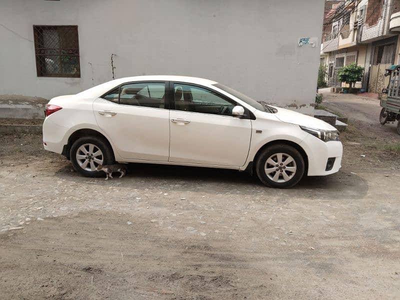 Toyota Corolla Altis 2014 5