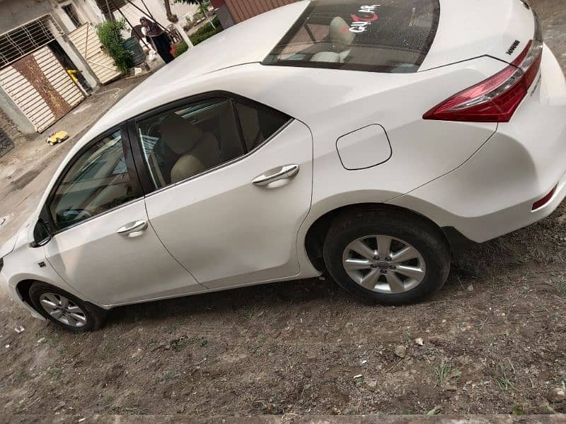 Toyota Corolla Altis 2014 6