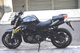 Benelli tnt 600i