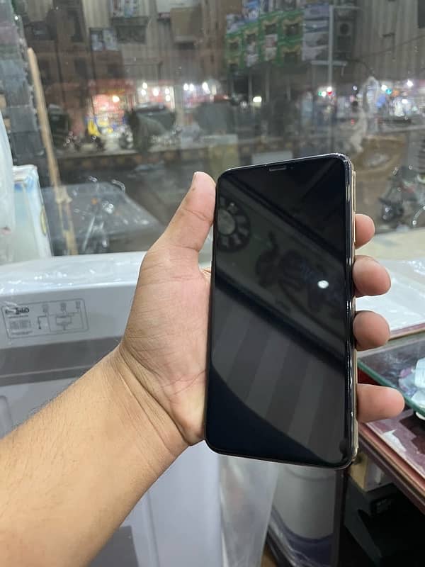 i phone xs max 1