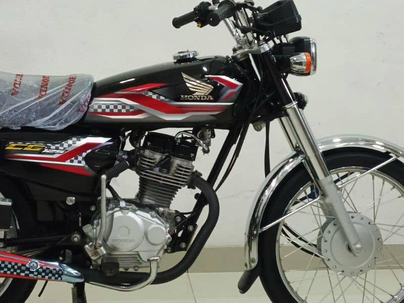 Honda CG 125 2024 1