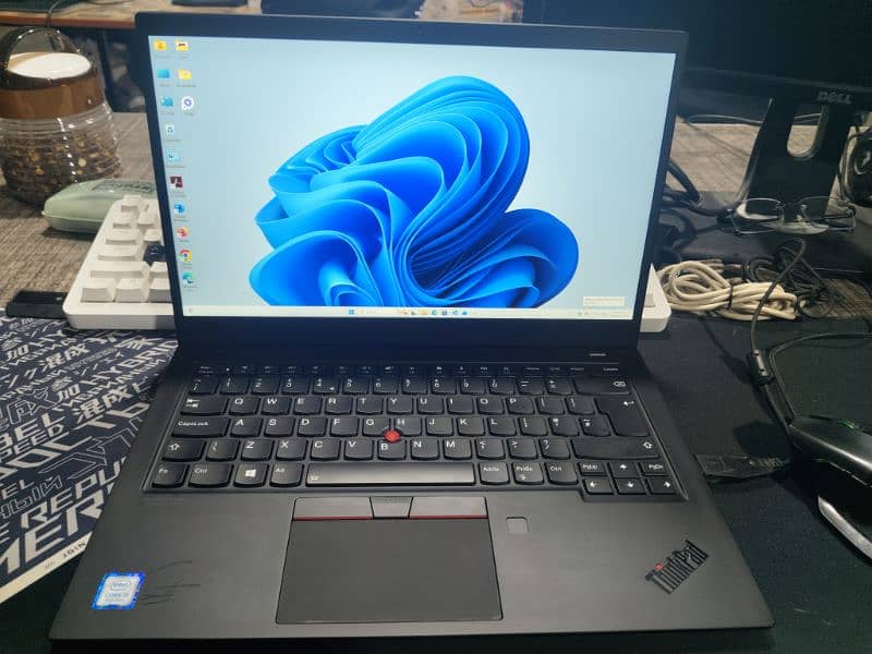 HP Thinkpad Carbon X1 - i5 8th generation 0