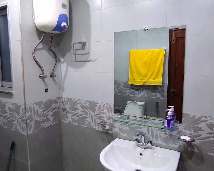 1 Bed semi Furnished Apartment for rent in Bahria town 11