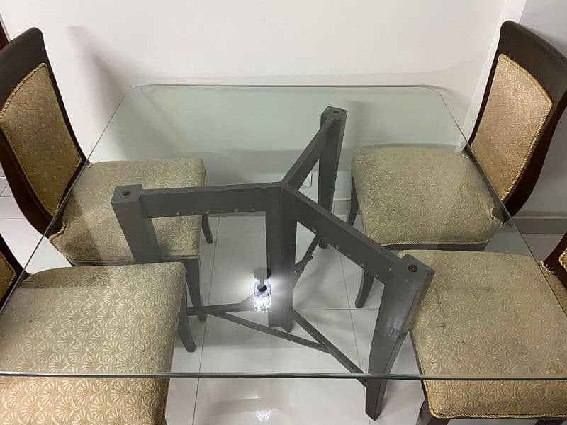 Dining Table (4 Seater) 4