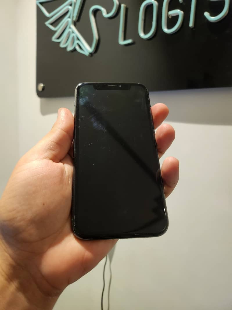 Iphone 11 pro 64GB PTA Approved 0