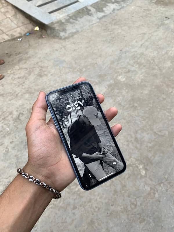 iPhone XR 2