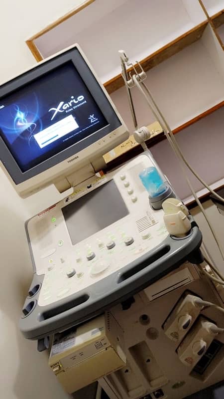 Ultrasound machine Xario prime, Model: SSA-660, 2006-07 3