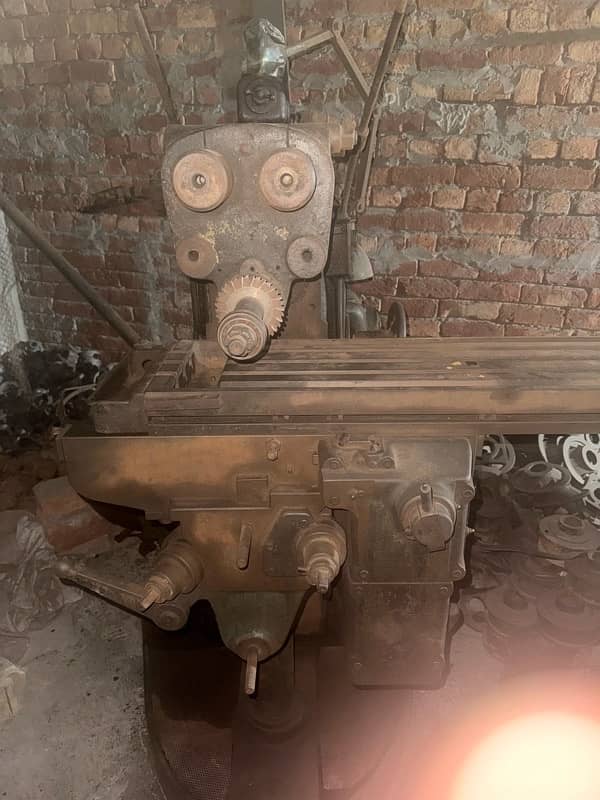 Horizontal Milling machine  Arbor Machine 1