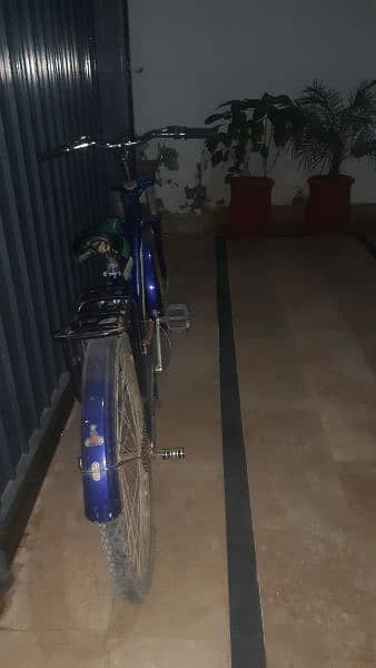 Blue color well condition cycle no rust on cycle body 1