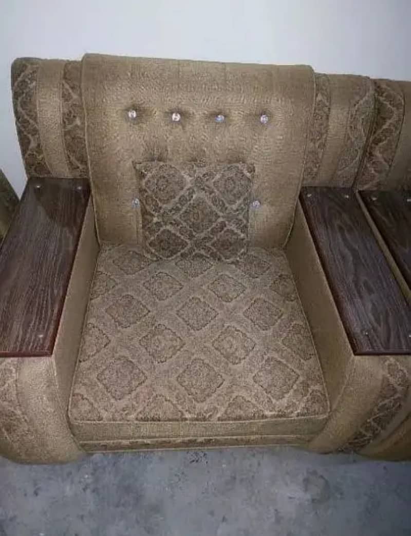 Brand new sofa set 1