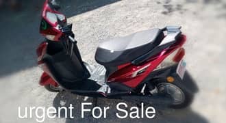 Electric Scoote Urgent For Sale in abbottabad Murree road shama bakri