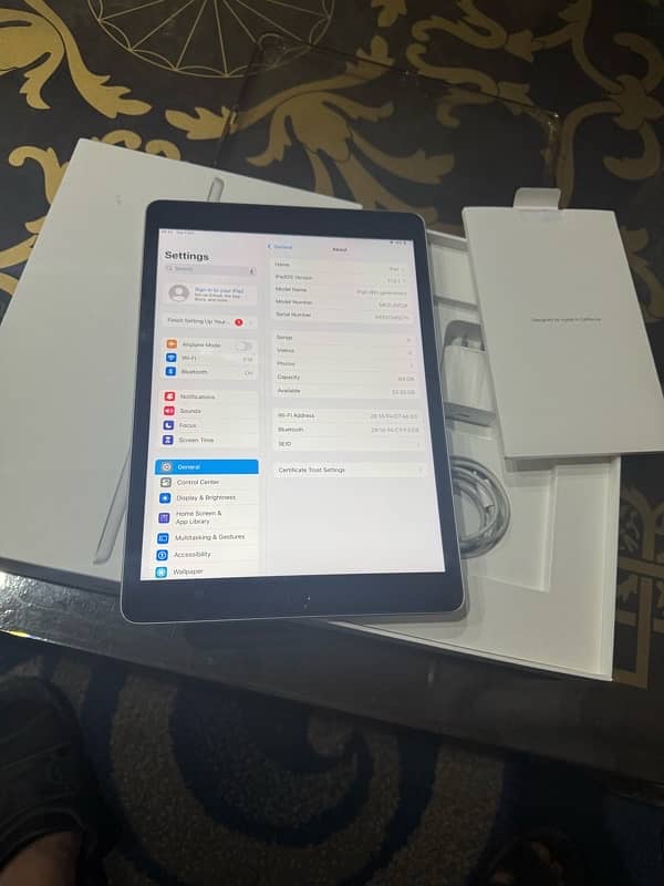 iPad 9th generation complete box 3