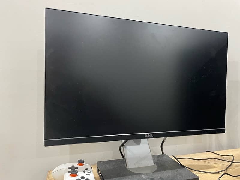 Monitor 1080p borderless for sale 1