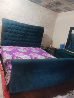 bed set with side table and dressing