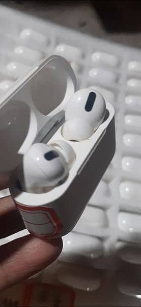 Airbuds pro 2 2