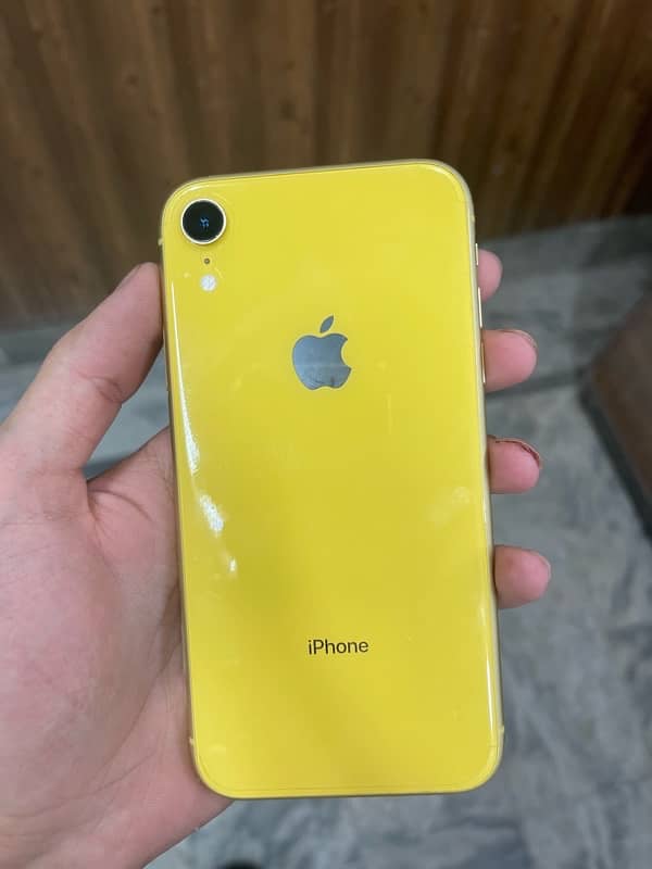 iphone XR 0