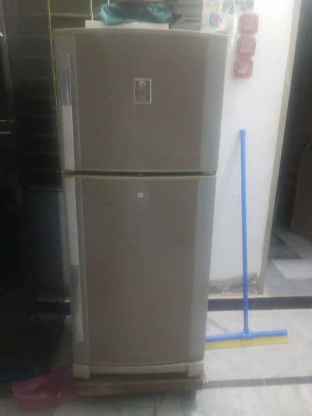 Dawlance Refrigerator 0