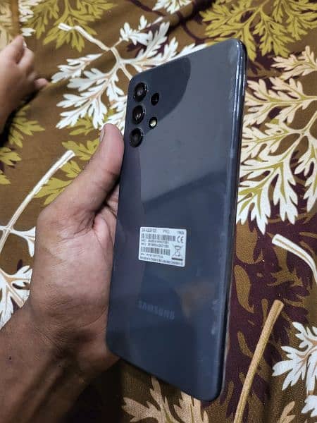 Samsung A32 6/128 urgent sale need cash urgent 3