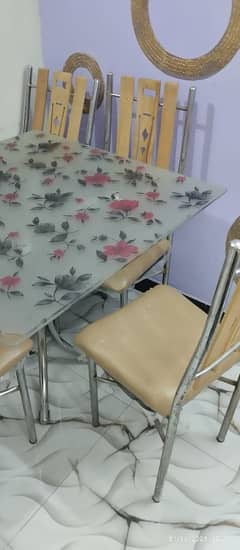 Dining Table with 4 chairs for sale