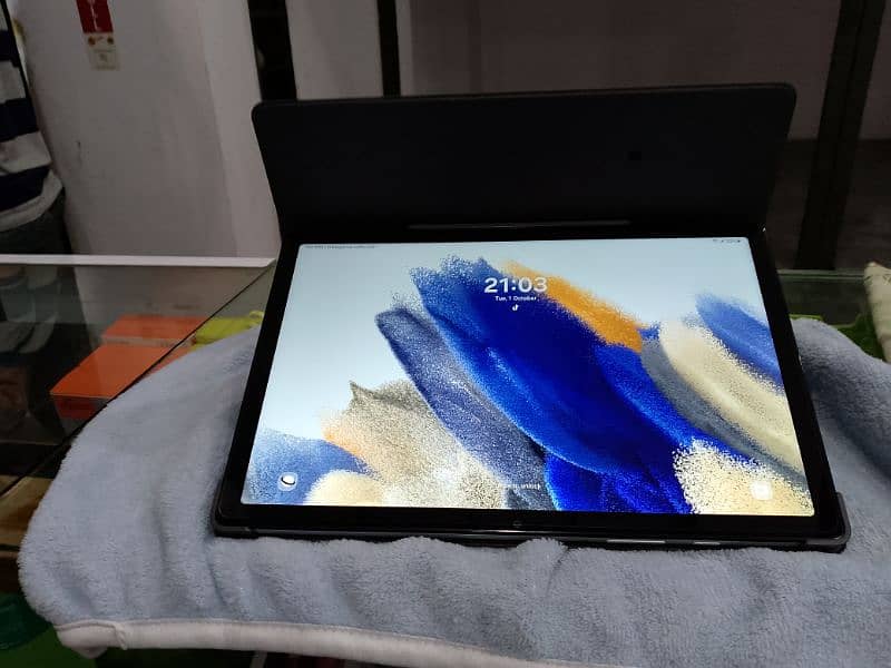 Samsung Tab A8 0