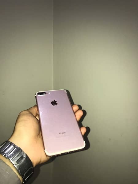 iphone 7 plus pta approved Rose gold colour 1