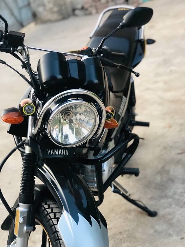 Yamaha YBR G125cc Lush condition 9