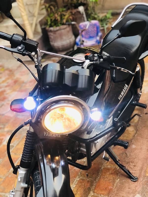 Yamaha YBR G125cc Lush condition 16