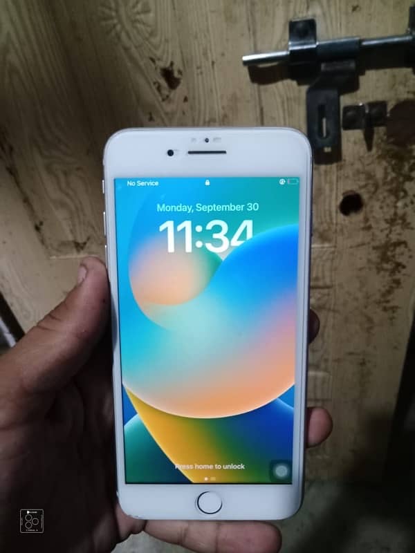 used iPhone 8plus 4