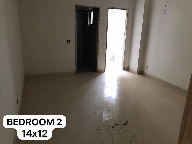 Prime Location GULSHAN-E-IQBAL APPARTMENT For Sale In The Perfect Location Of CRYSTAL RESIDENCIA 6