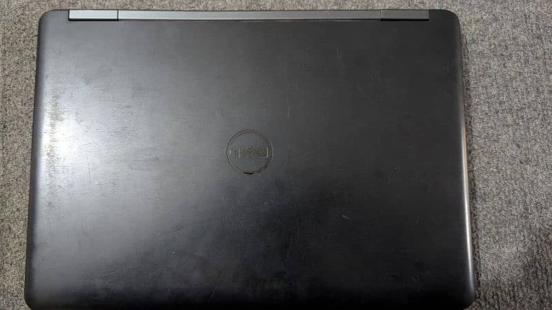 Dell E 5540 for Sale with 4 GB  RAM + 128 GB SSD 2