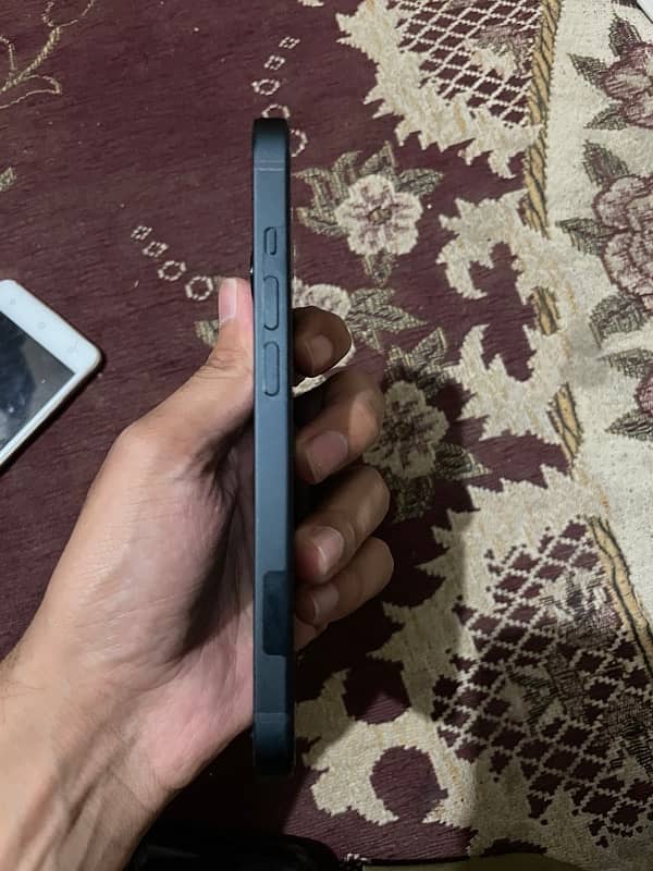 iphone 14 jv 128 GB black 3