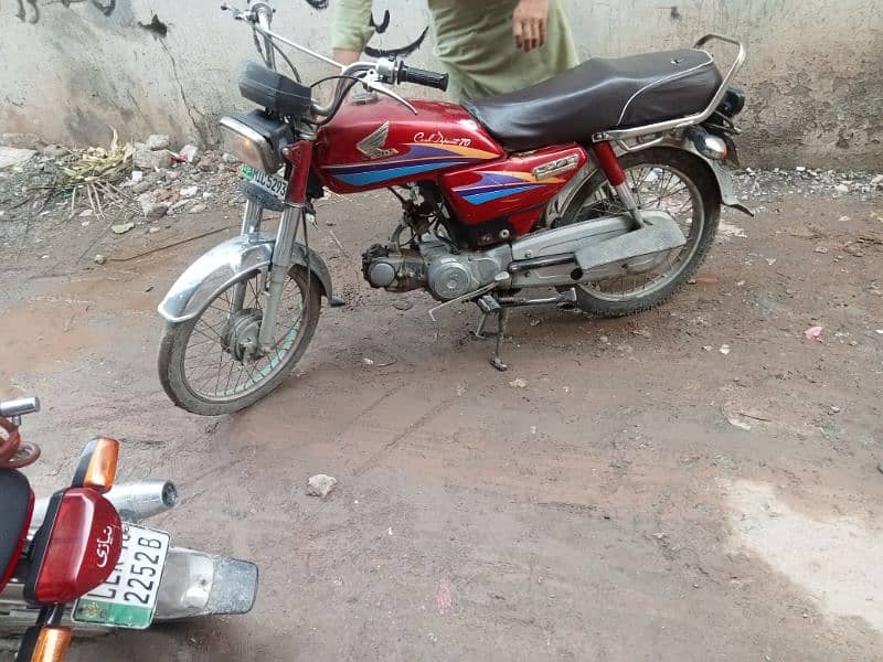 HONDA CD 70 2005 MODEL 4