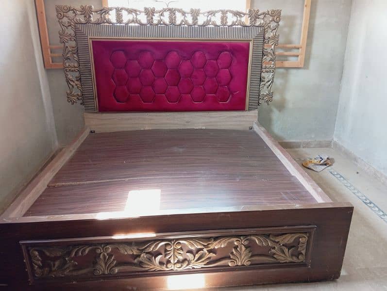 Room bed set for sale ( Heavy material ) 0