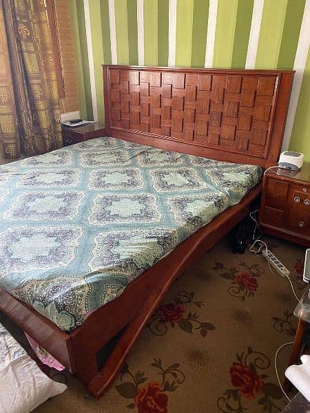 double bed with side tables and dressing table 1