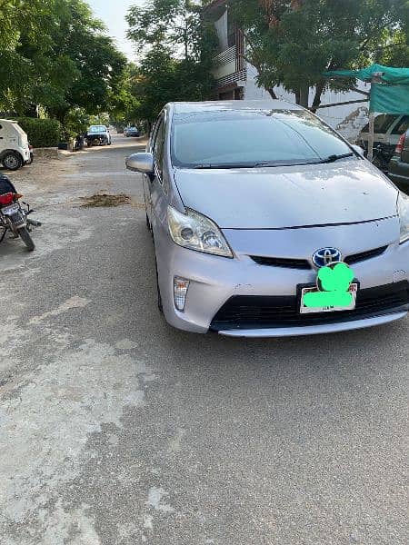 Toyota Prius 2012 S 1.8 2