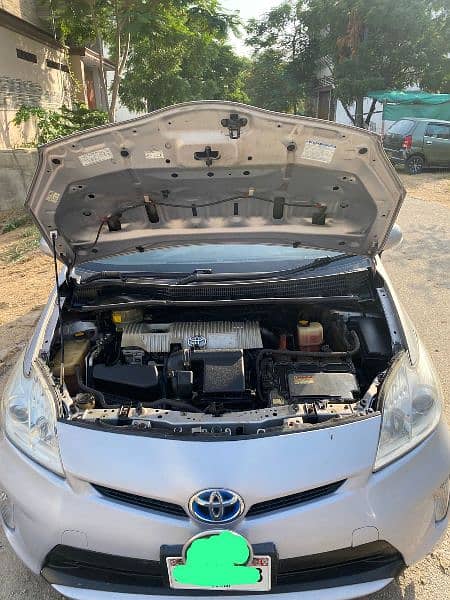 Toyota Prius 2012 S 1.8 7