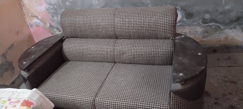 AoA. Sofa set 4sale Brand new ha . . 1seater. . 2seater. 3seater. . 5