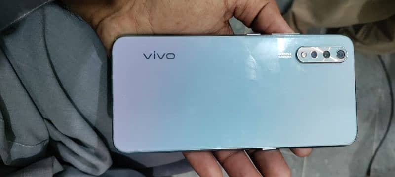 vivo s1 full OK condition with box all OK battery 9/10 1