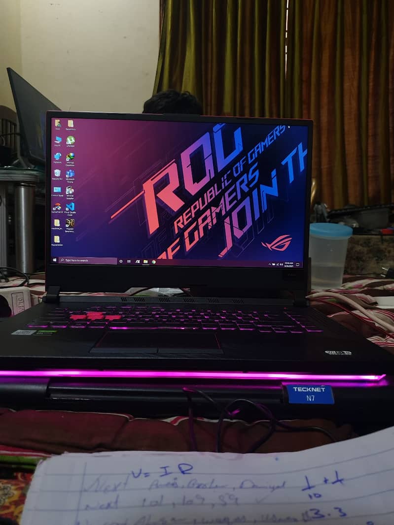 Asus Rog Strix G15 (2020) 4