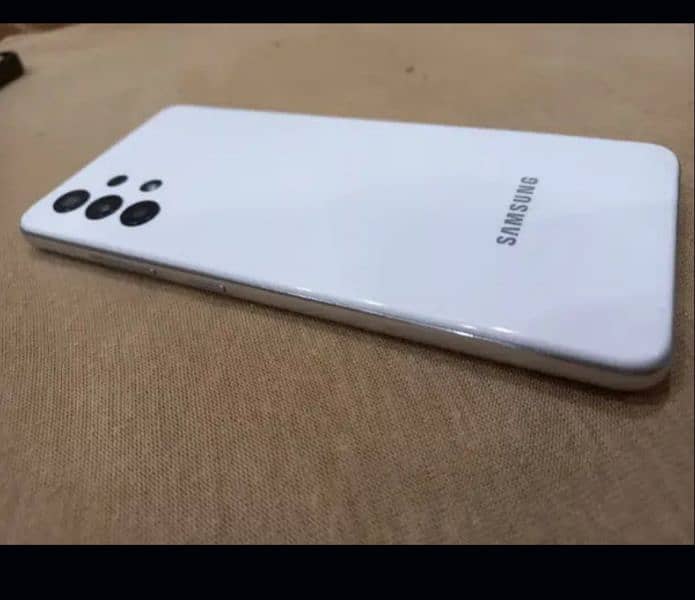 GALAXY A32 128GB Condition Lush 10/10 0