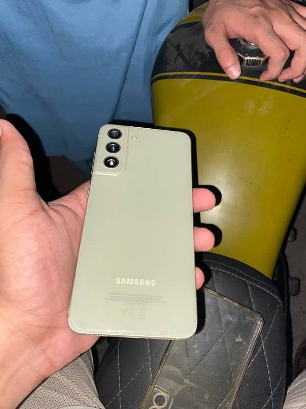 Samsung S21 FE 5G Non Pta 1