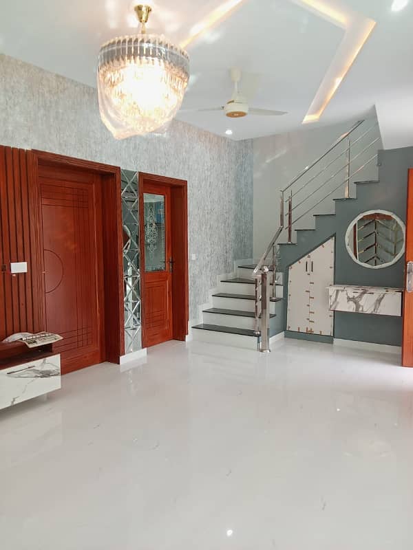 3 BEDS 5 MARLA BRAND NEW HOUSE FOR RENT LOCATED BAHRIA ORCHARD LAHORE 3