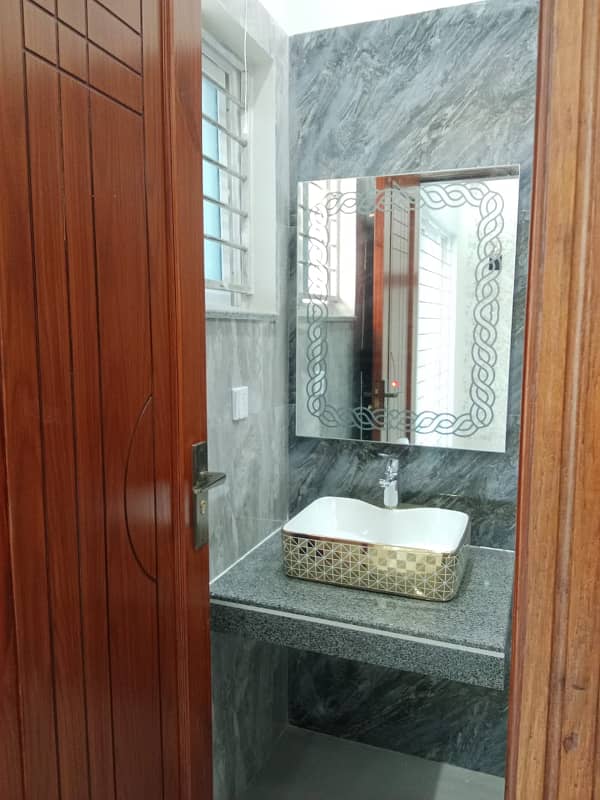 3 BEDS 5 MARLA BRAND NEW HOUSE FOR RENT LOCATED BAHRIA ORCHARD LAHORE 19