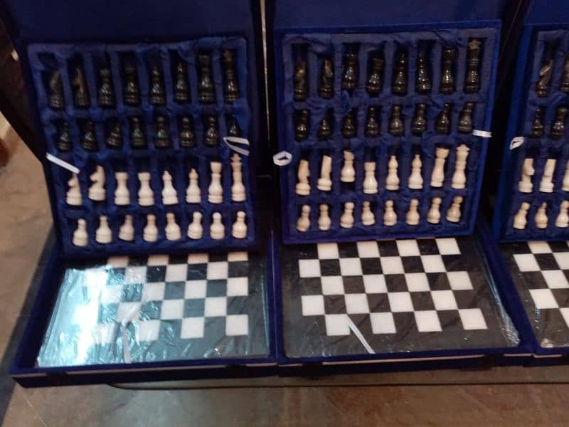 MARBLE CHESS BOARD GAME SET 8