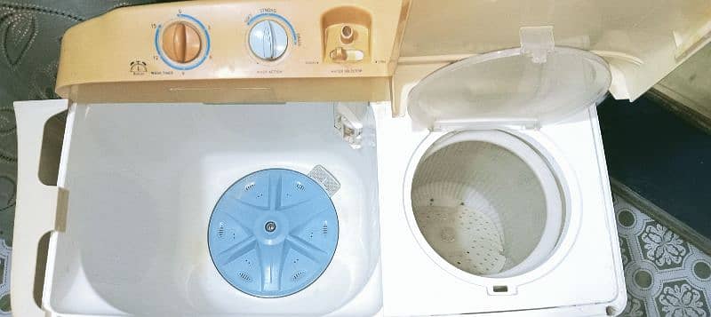 dawlance washing machine neat n clean condition both side working 2