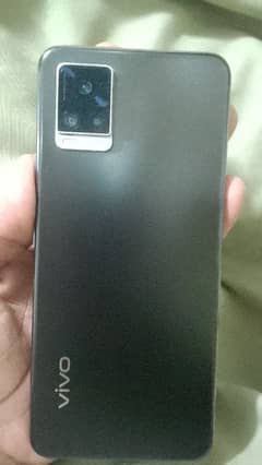 Vivo V20 8/128 with box