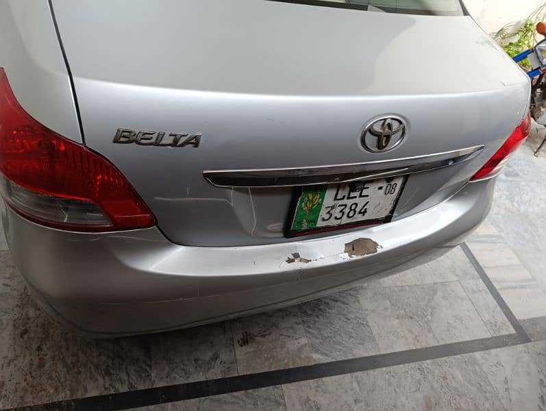 Toyota Belta 2006 silver colour 4